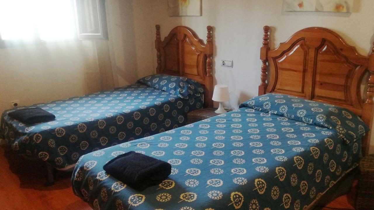 Villa Capricho De Luna Caparacena ภายนอก รูปภาพ
