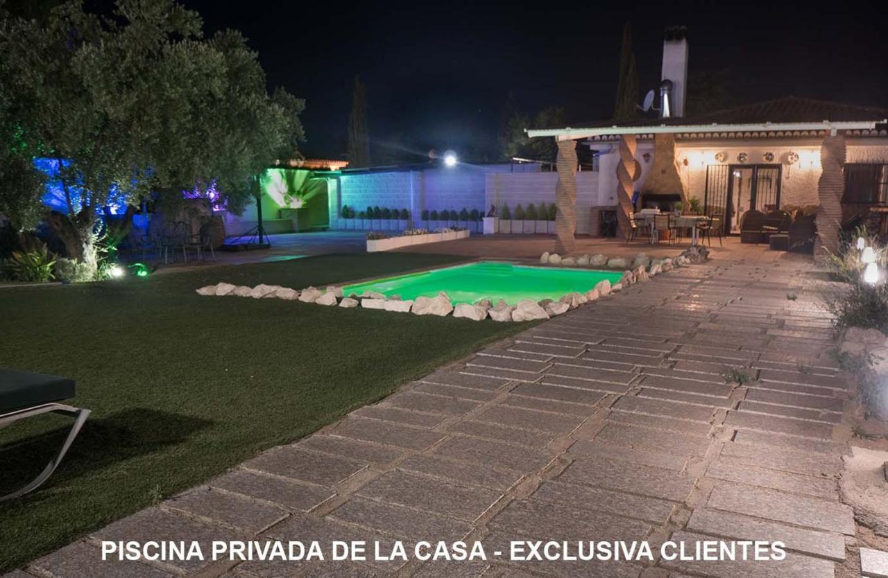 Villa Capricho De Luna Caparacena ภายนอก รูปภาพ