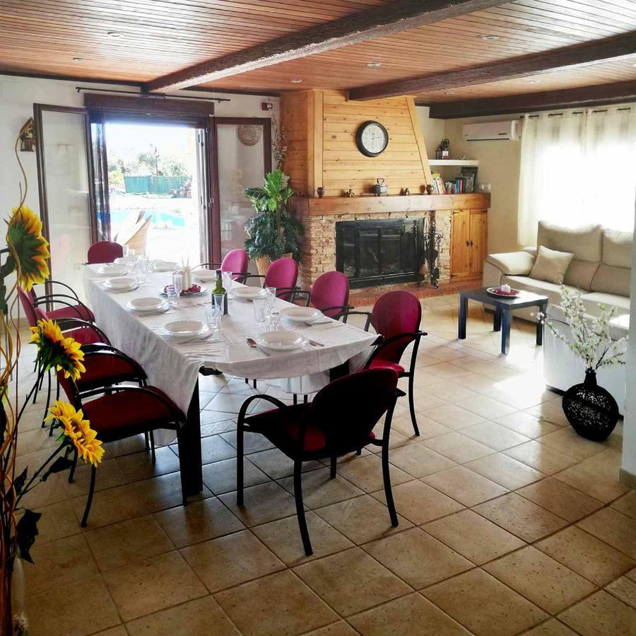 Villa Capricho De Luna Caparacena ภายนอก รูปภาพ